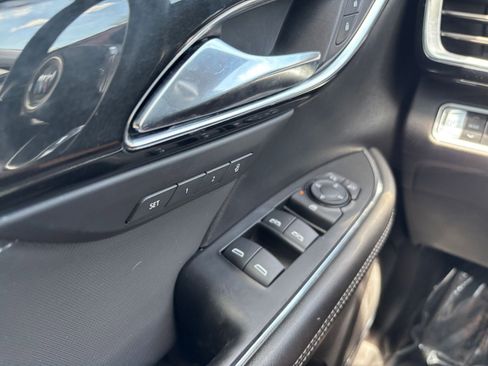 Used 2024 Buick Envision Preferred AWD/4WD image 18