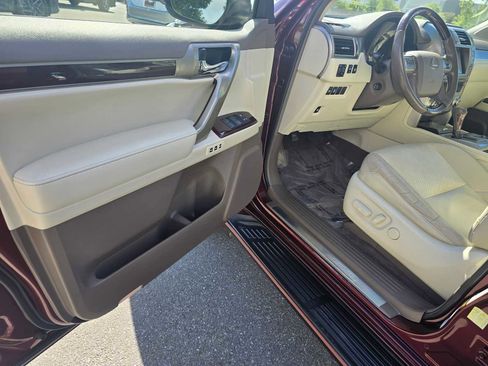Used 2018 Lexus GX 460 Premium AWD/4WD image 21