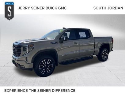 Used 2022 GMC Sierra 1500 AT4 w/ AT4 Preferred Package