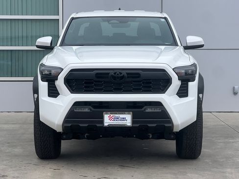 New 2026 Toyota Tacoma TRD Off-Road image 6