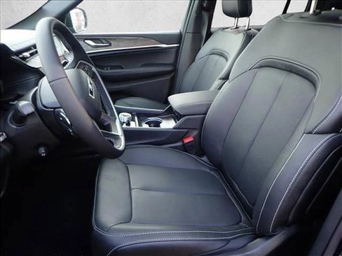 New 2026 Jeep Grand Cherokee Limited AWD/4WD image 13