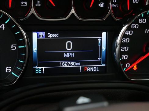 Used 2017 Chevrolet Suburban Premier AWD/4WD image 38