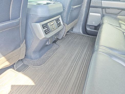 Used 2023 Ford F350 Lariat w/ Chrome Package AWD/4WD image 23