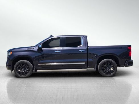 Used 2022 Chevrolet Silverado 1500 High Country w/ High Country Premium Package AWD/4WD image 7