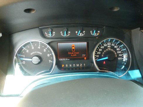 Used 2013 Ford F150 XLT w/ Luxury Equipment Group AWD/4WD image 14