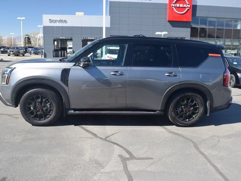 Used 2025 Nissan Armada PRO-4X AWD/4WD image 42