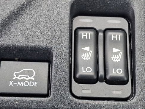 Used 2019 Subaru Crosstrek 2.0i Limited w/ Moonroof Package w/Navigation image 24