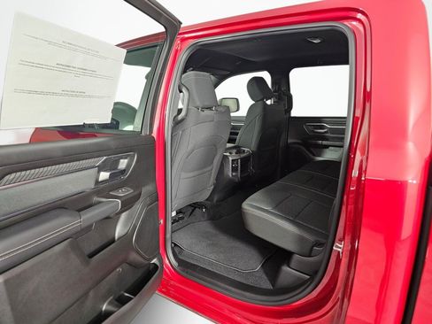 New 2026 RAM 1500 Big Horn w/ Sport Appearance Package AWD/4WD image 32