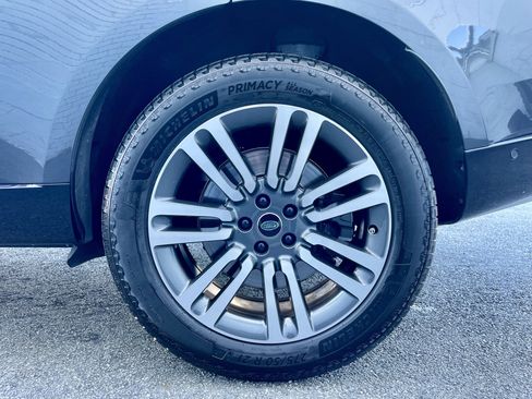 Used 2023 Land Rover Range Rover SE image 10