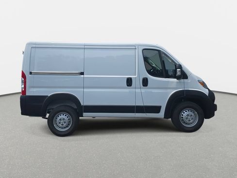 New 2026 RAM ProMaster 1500 w/ Convenience Group FWD image 4