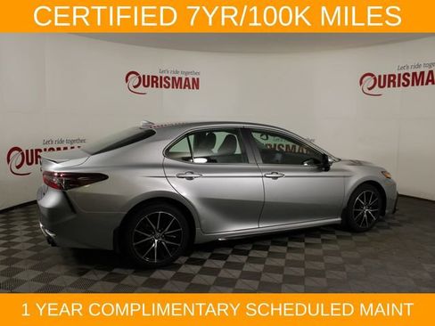 Used 2024 Toyota Camry SE w/ Convenience Package FWD image 10