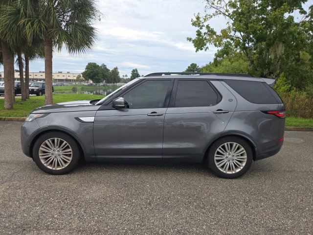 Used 2019 Land Rover Discovery HSE AWD/4WD image 2
