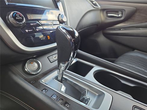 Used 2023 Nissan Murano Platinum AWD/4WD image 11