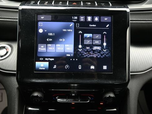 Used 2024 Jeep Grand Cherokee Laredo w/ MOPAR Finishing Package AWD/4WD image 20
