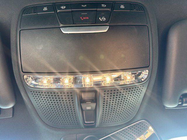 Used 2020 Mercedes-Benz E 350 Sedan image 16