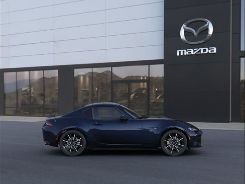 New 2026 MAZDA MX-5 Miata RF Grand Touring image 5
