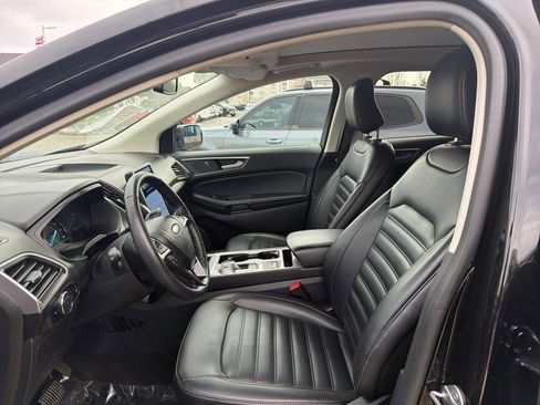 Used 2024 Ford Edge SEL w/ Convenience Package image 2