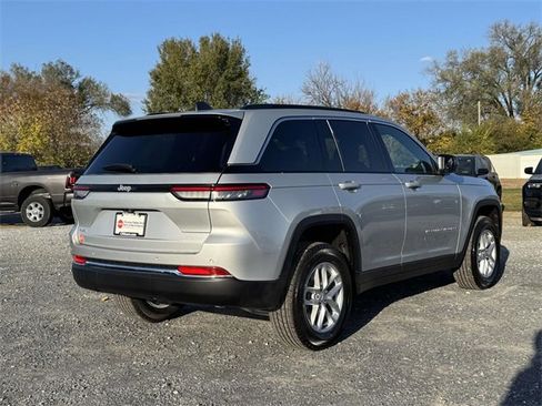 New 2025 Jeep Grand Cherokee Laredo X w/ Luxury Tech Group I image 20