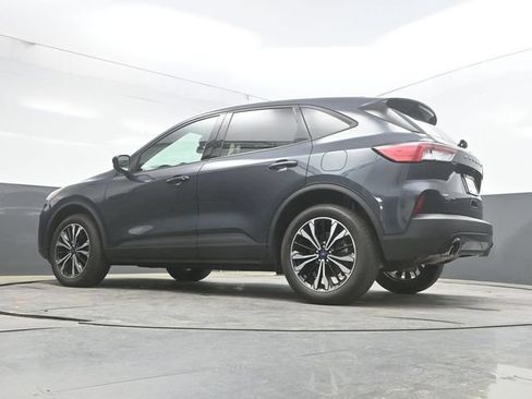 Used 2022 Ford Escape SE w/ SE Sport Appearance Package AWD/4WD image 41