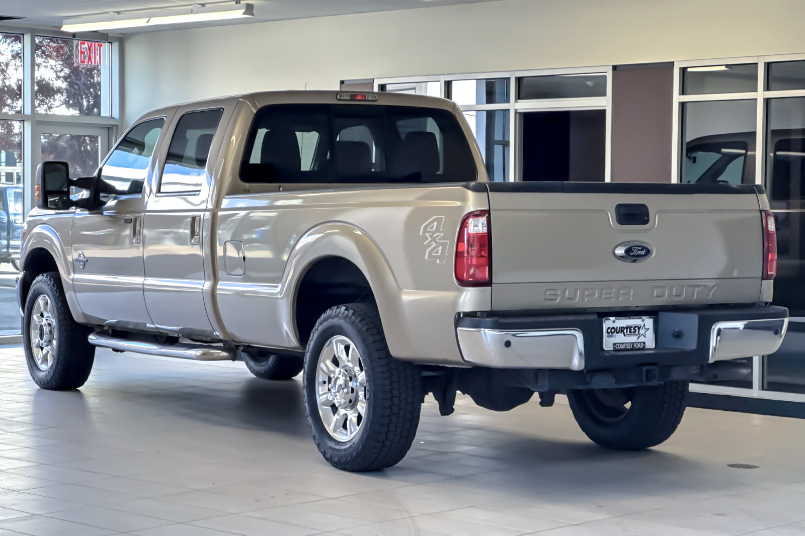 Used 2014 Ford F350 Lariat w/ Lariat Ultimate Package AWD/4WD image 6