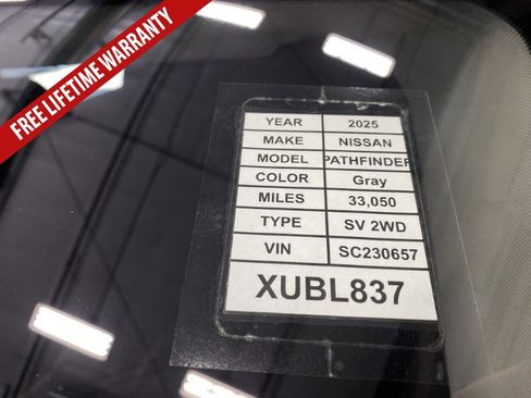 Used 2025 Nissan Pathfinder SV FWD image 38