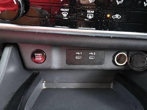 Used 2024 Nissan Rogue S AWD/4WD image 26