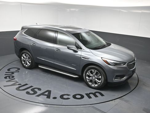 Used 2019 Buick Enclave Avenir w/ Avenir Technology Package FWD image 33