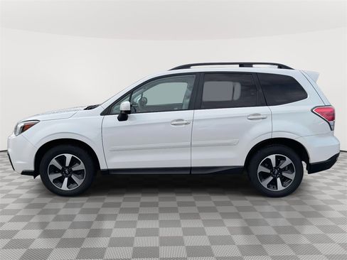 Used 2018 Subaru Forester 2.5i Premium image 4