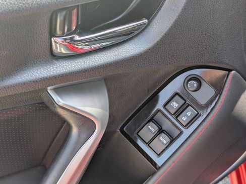 Used 2018 Subaru BRZ Limited RWD image 11