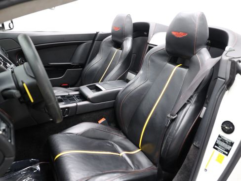 Used 2016 Aston Martin V8 Vantage GT RWD image 13