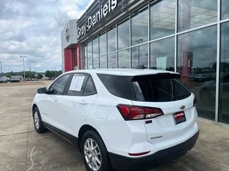 Used 2022 Chevrolet Equinox LS w/ LS Convenience Package AWD/4WD video 2