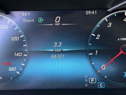 Used 2020 Mercedes-Benz GLC 300 image 22