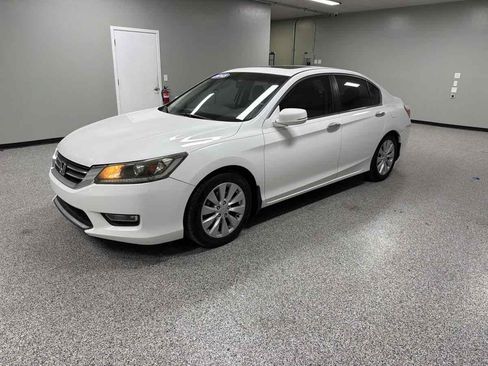 Used 2013 Honda Accord EX image 7