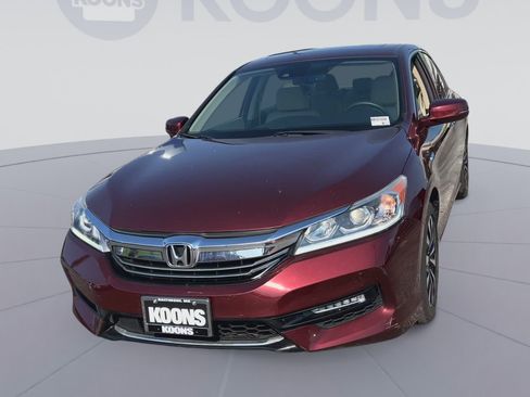 Used 2017 Honda Accord EX-L image 5