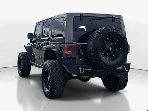 Used 2016 Jeep Wrangler Unlimited Rubicon w/ Connectivity Group image 7