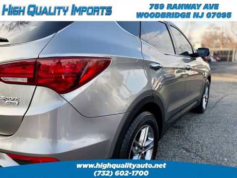 Used 2018 Hyundai Santa Fe Sport image 10