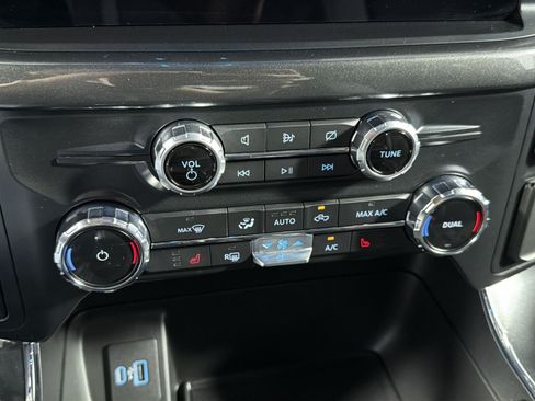 Used 2022 Ford F150 XLT w/ Equipment Group 302A High AWD/4WD image 23