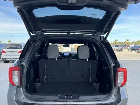 Used 2023 Ford Explorer ST-Line w/ Class IV Trailer Tow Package image 26