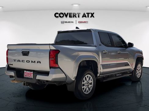 Used 2024 Toyota Tacoma SR5 AWD/4WD image 7
