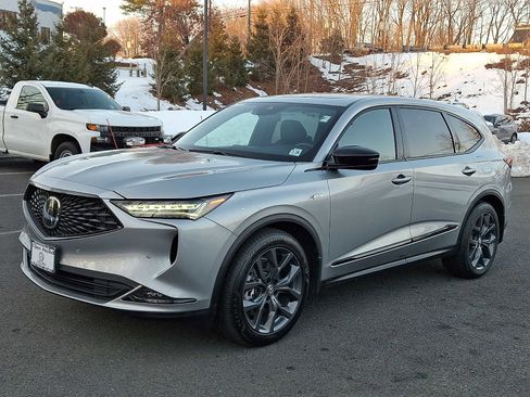 Used 2023 Acura MDX A-Spec image 3