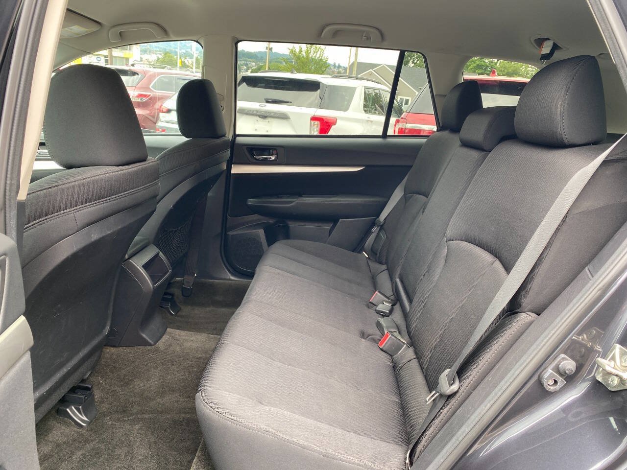 Used 2012 Subaru Outback 2.5i Premium AWD/4WD image 20