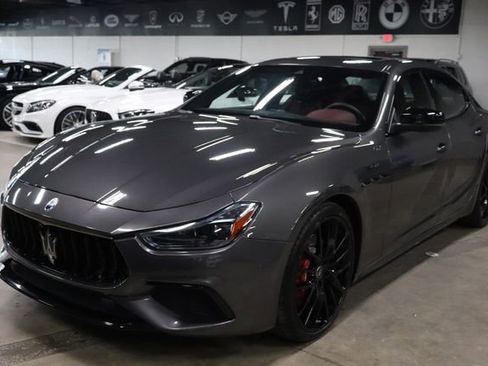 Used 2023 Maserati Ghibli Modena Q4 AWD/4WD image 1