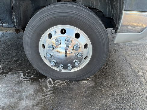 Used 2005 Chevrolet Silverado 3500 LT w/ Heavy-Duty Power Package image 17