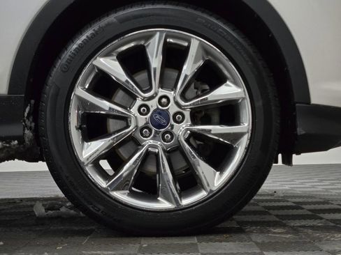 Used 2016 Ford Escape SE w/ SE Chrome Package image 13