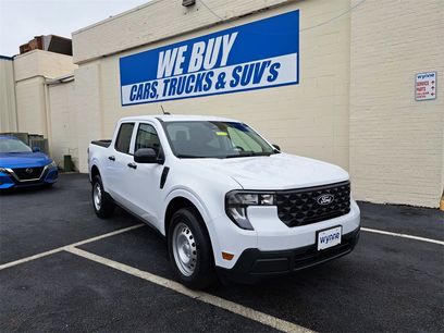 New 2025 Ford Maverick XL w/ Equipment Group 102A