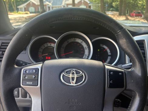 Used 2012 Toyota Tacoma PreRunner w/ TRD Sport Pkg RWD image 23