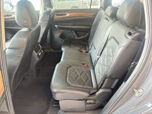 Used 2026 Volkswagen Atlas SE FWD image 28