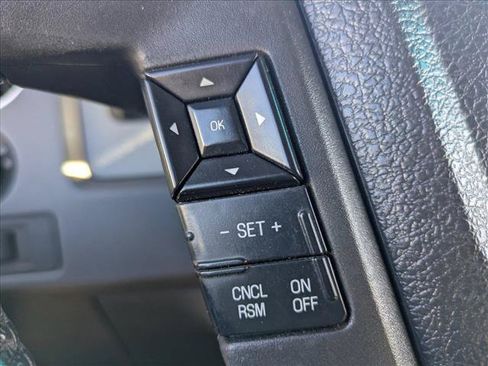 Used 2011 Ford F150 XLT w/ XLT Chrome Pkg AWD/4WD image 14