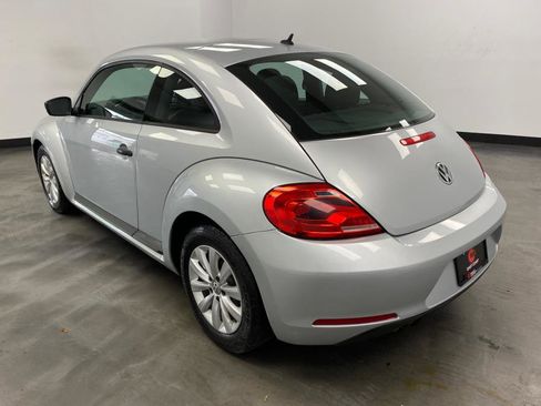 Used 2014 Volkswagen Beetle 1.8T image 4