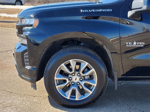 Used 2022 Chevrolet Silverado 1500 RST w/ Bed Protection Package image 8